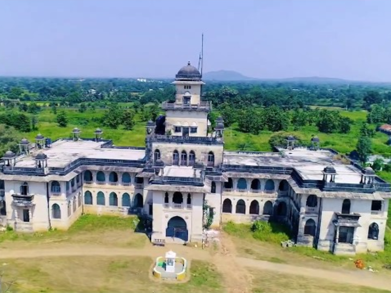 Kusum Vilas Palace